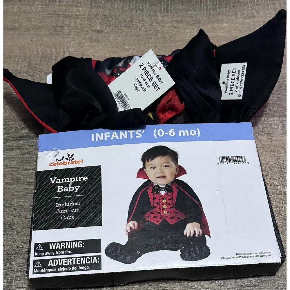 Vampire Baby Halloween Costume Jumpsuit Cape Set 0-6 Months NWT